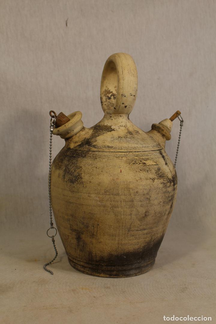 Antig&uuml;edades: botijo de ceramica blanca - Foto 1