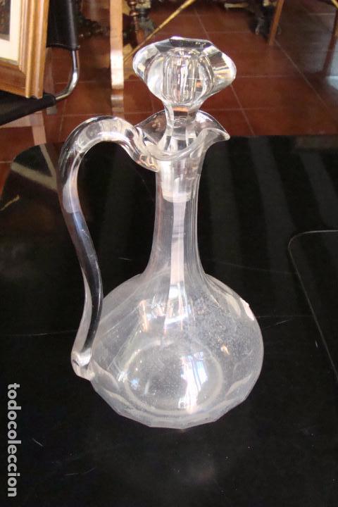 Antig&uuml;edades: Botella de cristal con tap&oacute;n - Foto 1