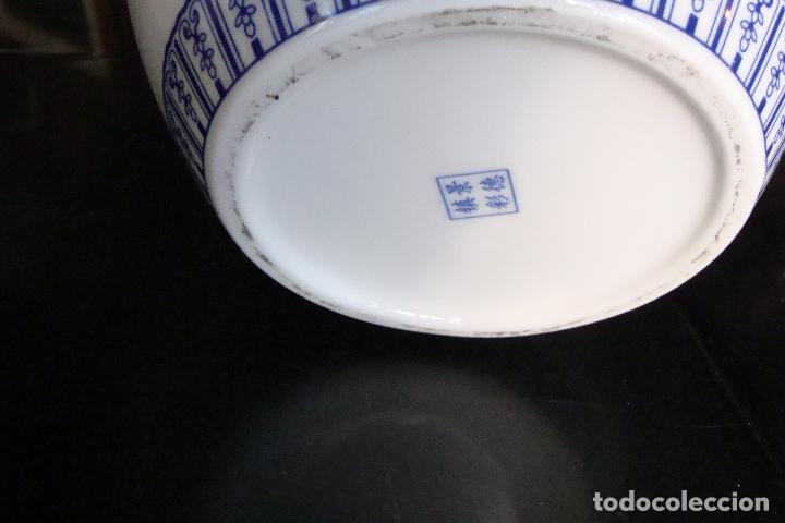 Antig&uuml;edades: Botiche de porcelana - China - Foto 4