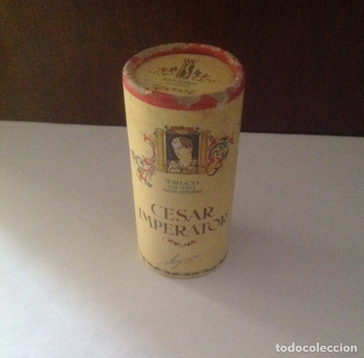 Antig&uuml;edades: BOTE ANTIGUO POLVOS DE TALCO - Foto 2