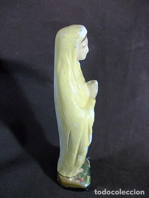 Antig&uuml;edades: ANTIGUA VIRGEN DE ESTUCO CON MANTO - Foto 2