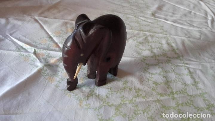 Antig&uuml;edades: Elefante tallado en madera de &eacute;bano. - Foto 1