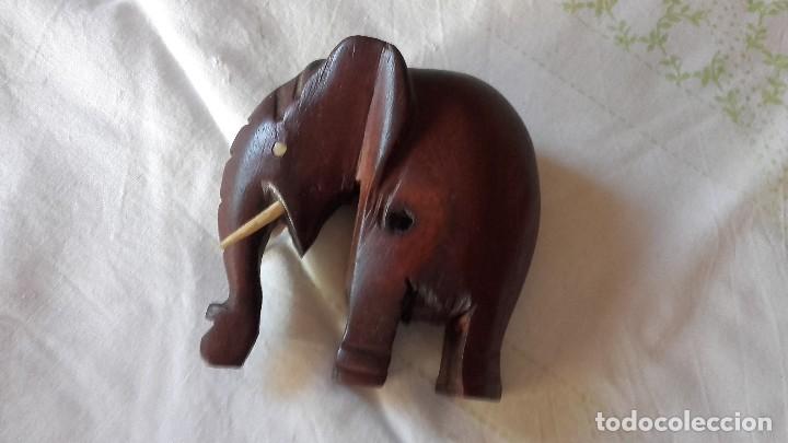 Antig&uuml;edades: Elefante tallado en madera de &eacute;bano. - Foto 3