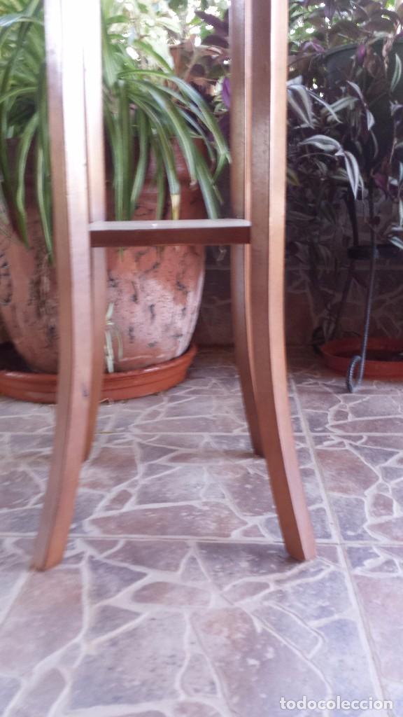 Antig&uuml;edades: antiguo macetero soporte en madera - Foto 3