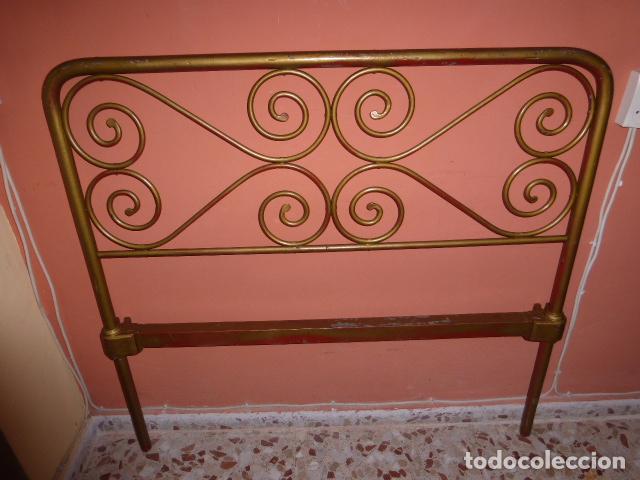 Antig&uuml;edades: ANTIGUO CABEZAL DE CAMA DE HIERRO - Foto 1