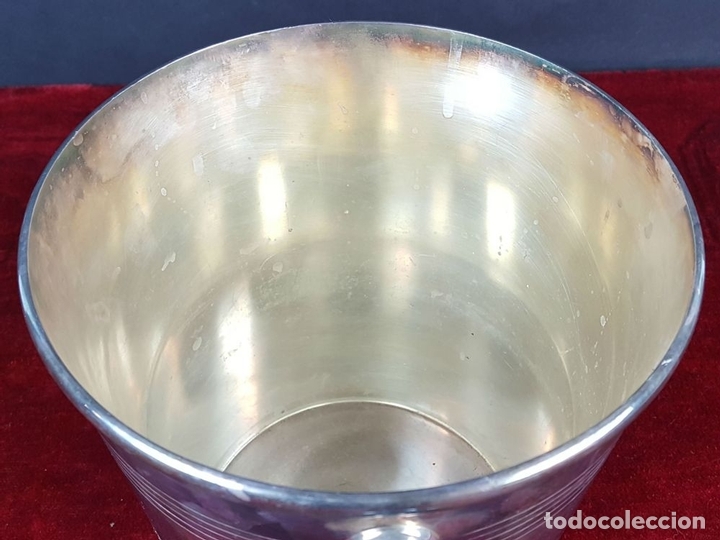 Antig&uuml;edades: CUBITERA. METAL PLATEADO. CIRCA 1960. - Foto 2