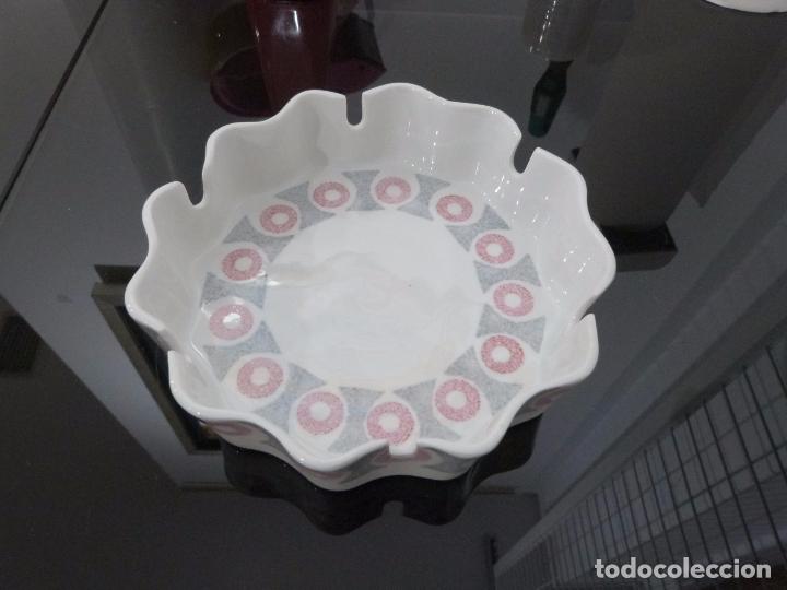 Antig&uuml;edades: Sargadelos, ceramicas O Castro. Cenicero. - Foto 1