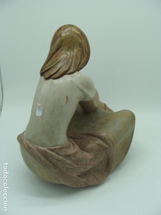 Antig&uuml;edades: Figura de Lladr&oacute; Ni&ntilde;a - Foto 2