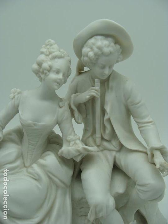 Antig&uuml;edades: Biscuit blanco Pareja - Siglo XX - Foto 4