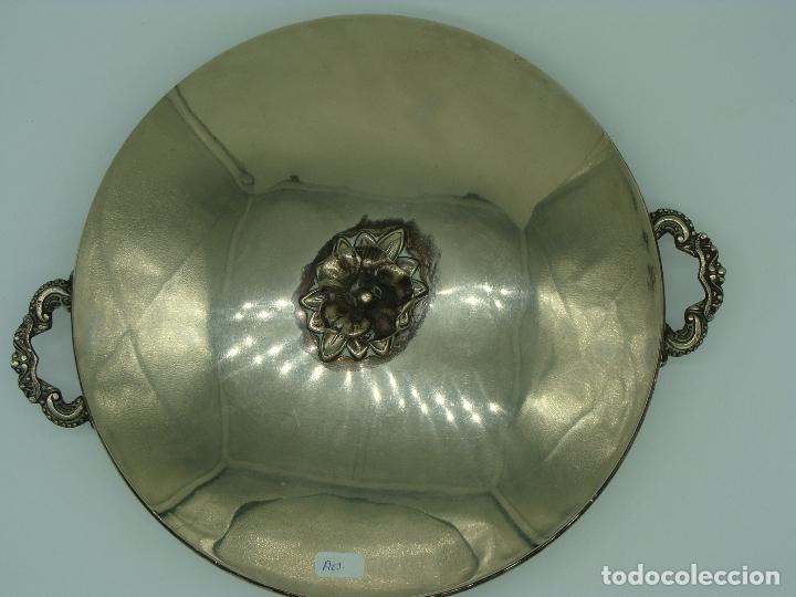 Antig&uuml;edades: Bandeja para servir. Con tapa. - Foto 1
