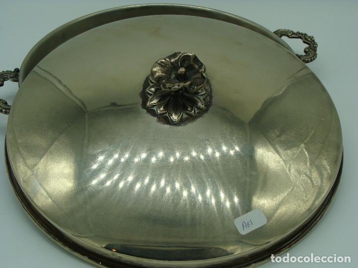Antig&uuml;edades: Bandeja para servir. Con tapa. - Foto 2