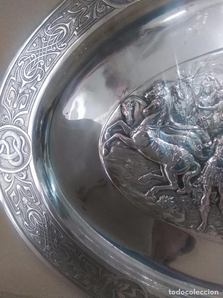 Antig&uuml;edades: Bandeja ba&ntilde;o de plata - Foto 4
