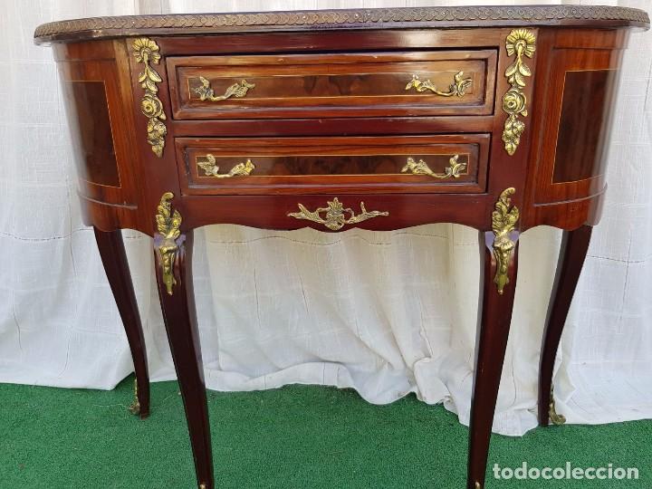 Antig&uuml;edades: CONSOLA - Foto 2