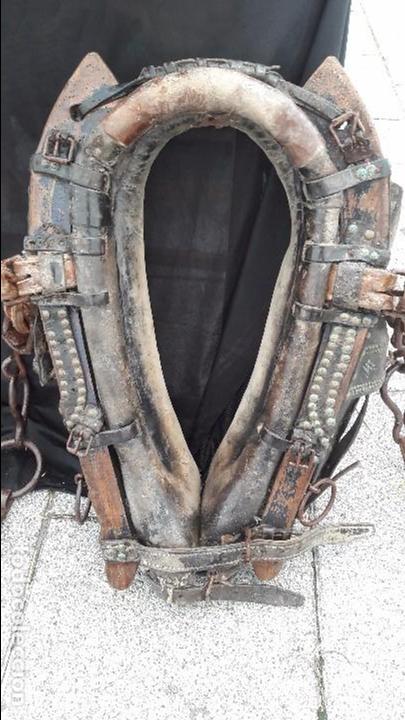 Antig&uuml;edades: collaron , collera de tiro de caballerias - Foto 1