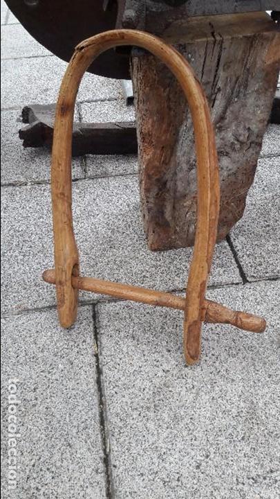 Antig&uuml;edades: collar para el ganado - Foto 1