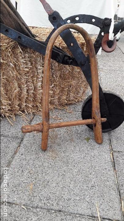 Antig&uuml;edades: collar para el ganado - Foto 1