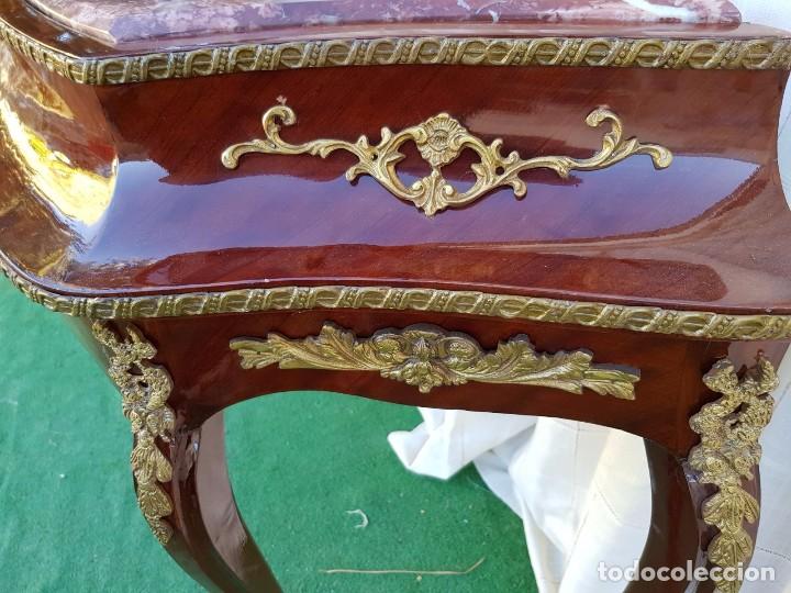 Antig&uuml;edades: CONSOLA ESTILO FRANCES CON MARMOL - Foto 2