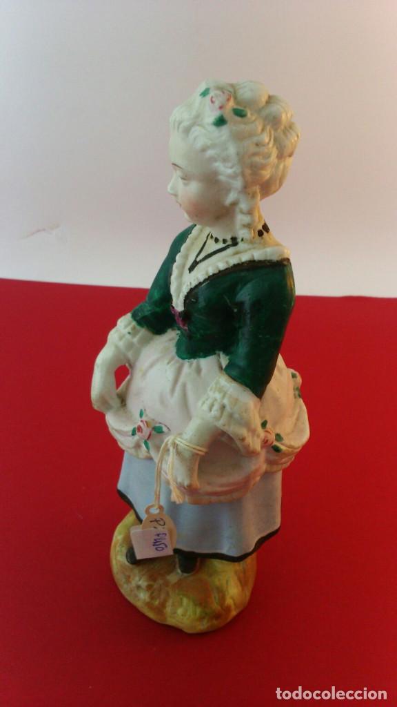 Antig&uuml;edades: FIGURA DE MUJER, BISCUITE POLICROMADO - Foto 2