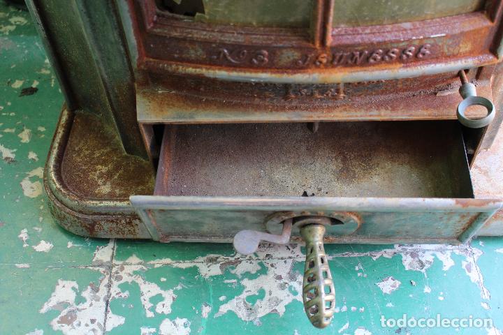 Antig&uuml;edades: estufa salamandra - Foto 3