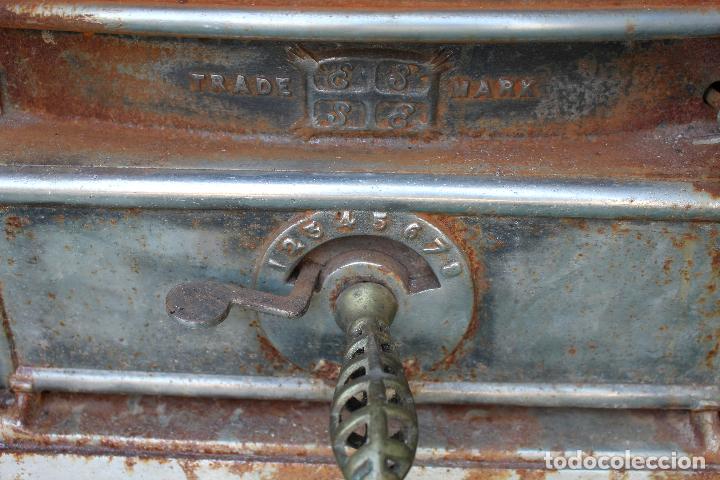 Antig&uuml;edades: estufa salamandra - Foto 14