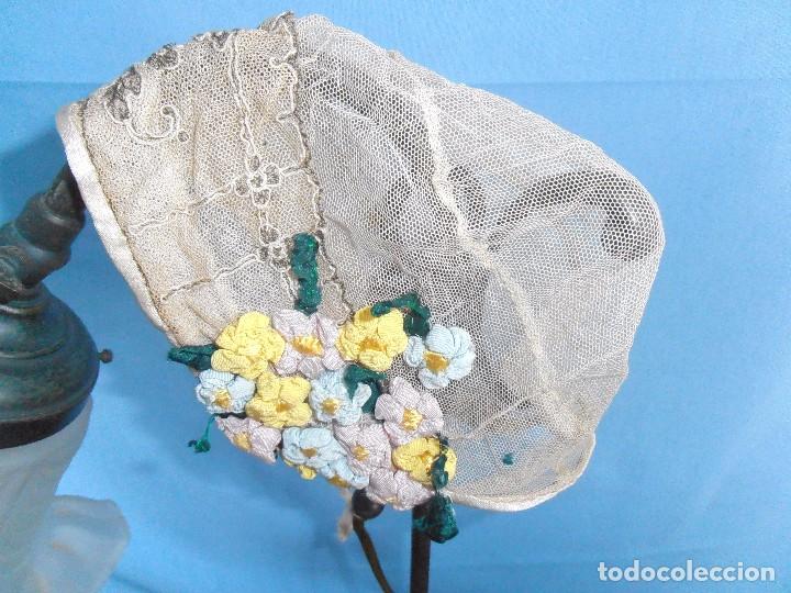 Antig&uuml;edades: gorritos de ni&ntilde;a antiguos - Foto 1