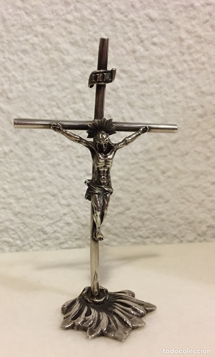 Antig&uuml;edades: Crucifijo de plata - Foto 1