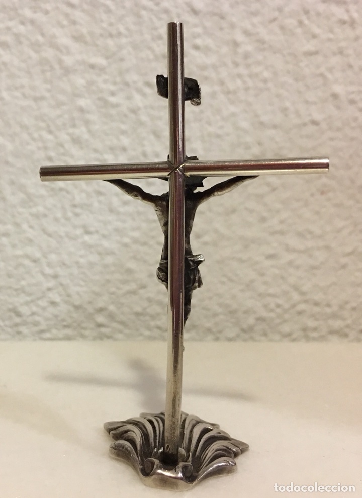 Antig&uuml;edades: Crucifijo de plata - Foto 2