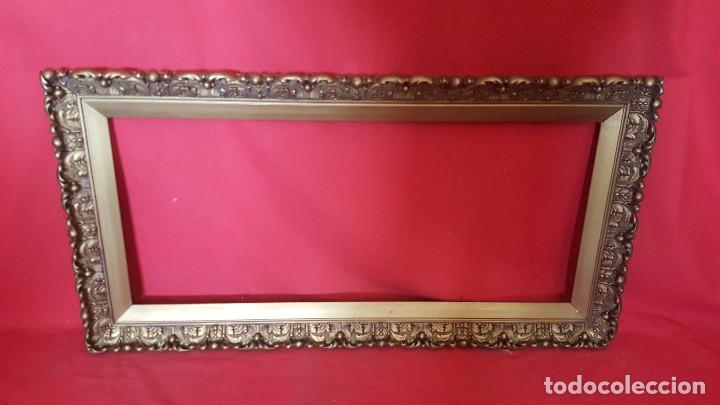 Antig&uuml;edades: Marco de madera antiguo dorado. - Foto 1
