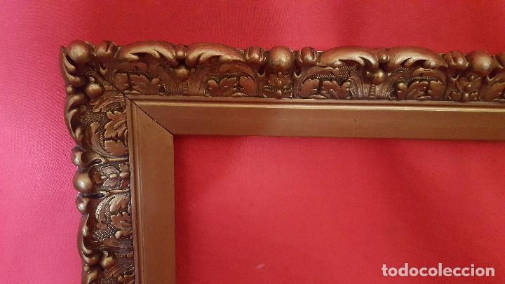 Antig&uuml;edades: Marco de madera antiguo dorado. - Foto 2