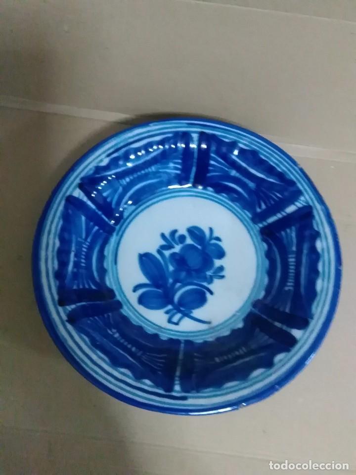 Antig&uuml;edades: Plato de manises antiguo - Foto 1