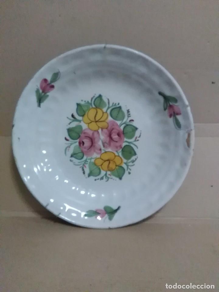 Antig&uuml;edades: Plato de manises flores - Foto 1