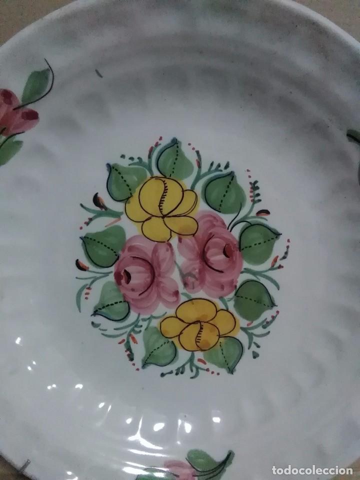 Antig&uuml;edades: Plato de manises flores - Foto 2