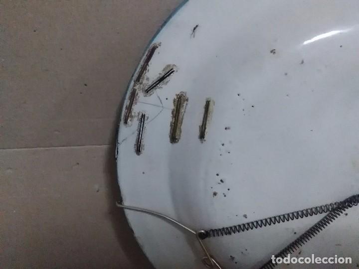 Antig&uuml;edades: Plato de manises la&ntilde;ado - Foto 5
