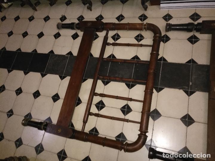 Antig&uuml;edades: CAMA DE MADERA ANTIGUA TORNEADA - Foto 8