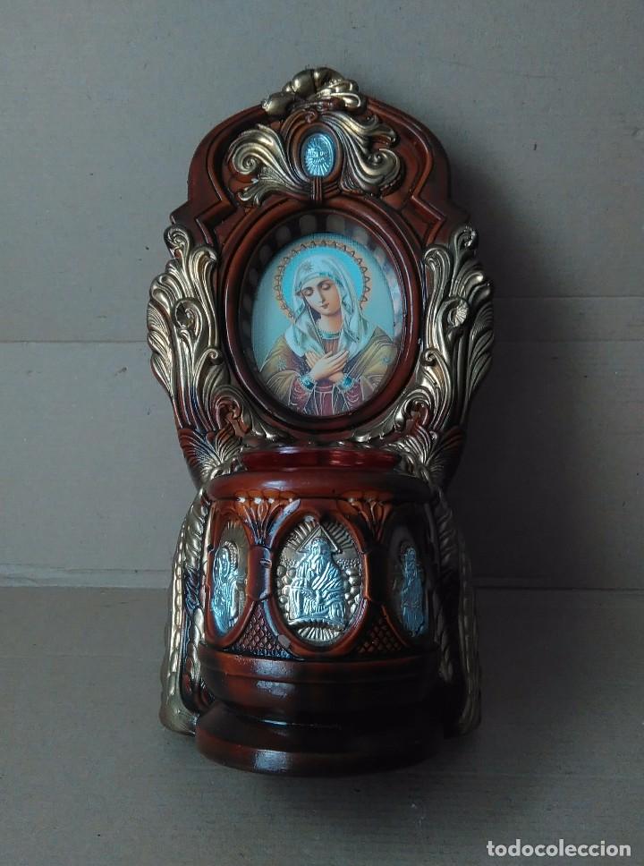 Antig&uuml;edades: Pila benditera - Foto 1