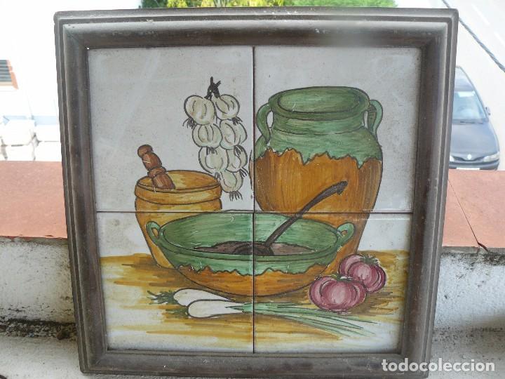Antig&uuml;edades: PLAFON DE 4 AZULEJOS FORMANDO BODEGON - Foto 1