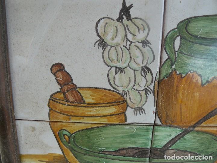 Antig&uuml;edades: PLAFON DE 4 AZULEJOS FORMANDO BODEGON - Foto 2