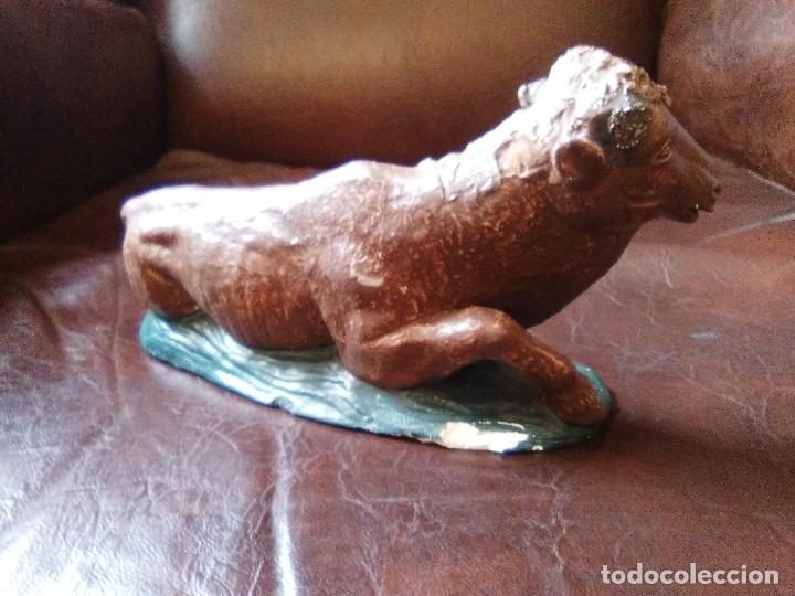 Antig&uuml;edades: Toro de Bel&eacute;n. - Foto 2