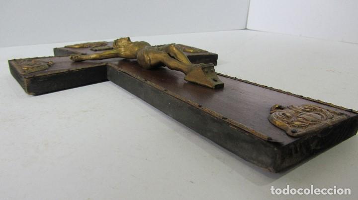 Antig&uuml;edades: CRUCIFIJO - Foto 3