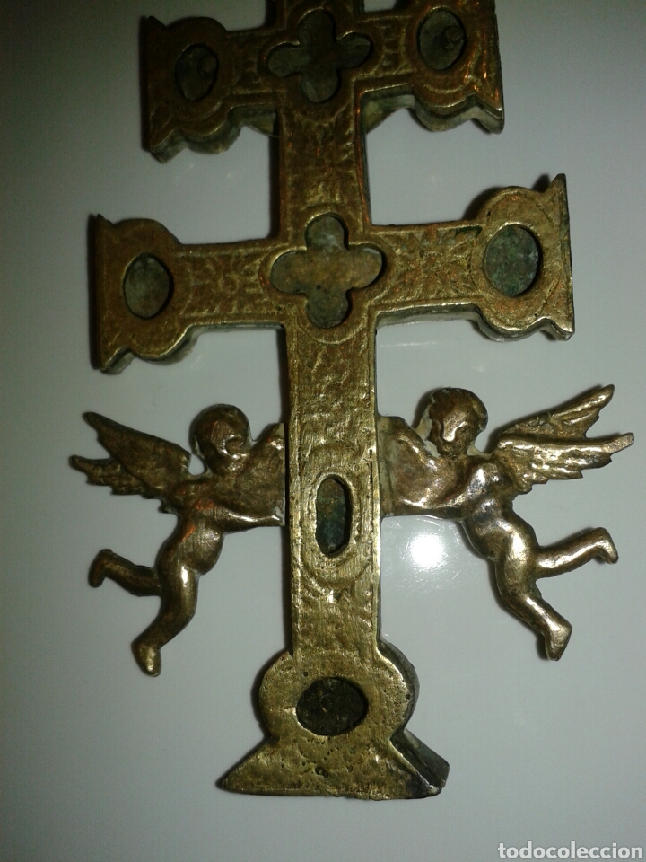 Antig&uuml;edades: CRUZ DE CARABACA EN BRONCE EN RELIEVES - Foto 5