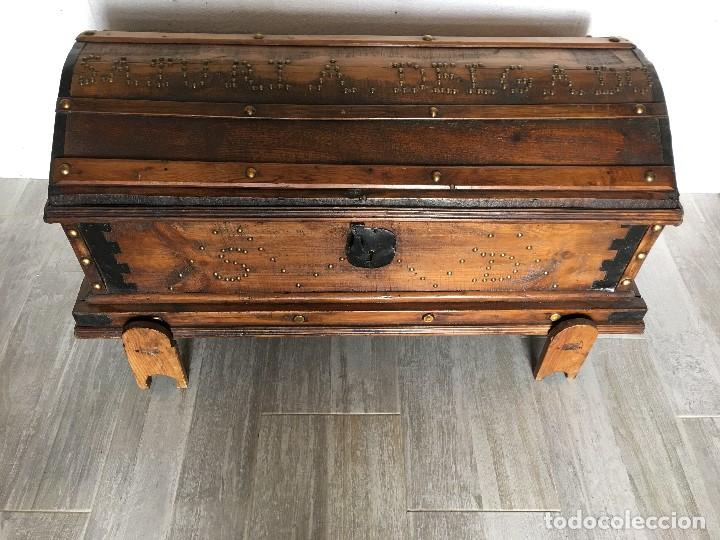 Antig&uuml;edades: - ANTIGUO BAUL DE MADERA - Foto 1
