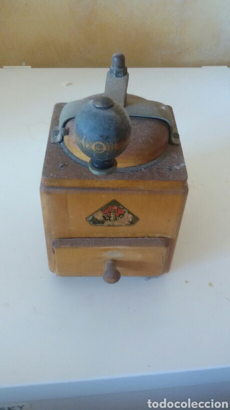 Antig&uuml;edades: Lote de molinillos - Foto 3