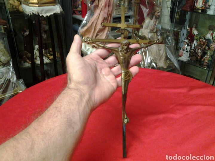 Antig&uuml;edades: Crucifijo antiguo en hierro bronce - Foto 1