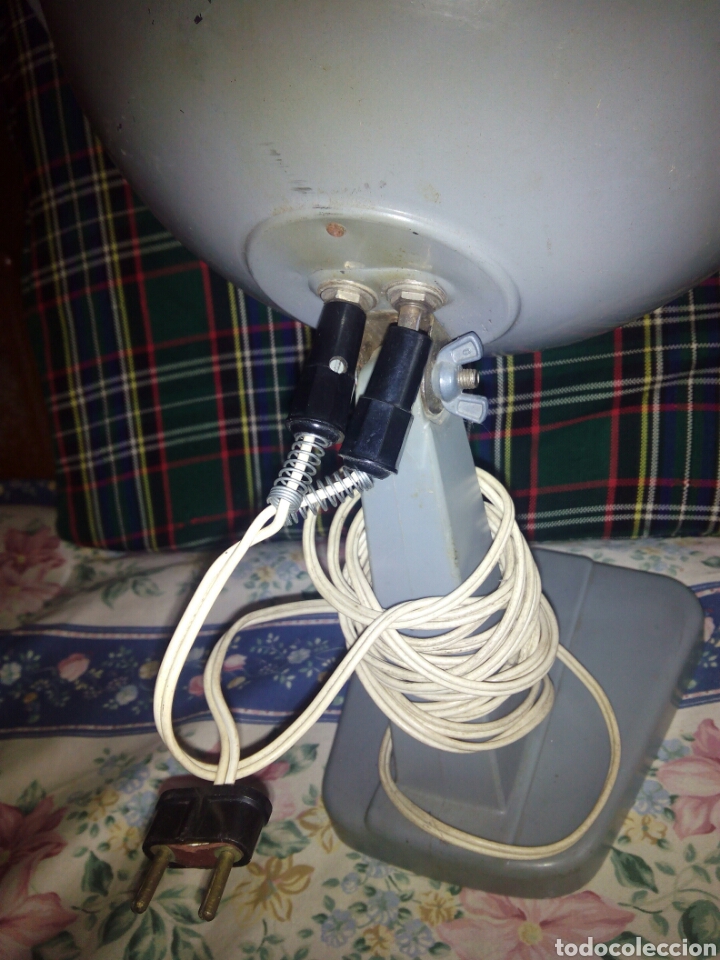 Antig&uuml;edades: Estufa el&eacute;ctrica. Calefactor. - Foto 2