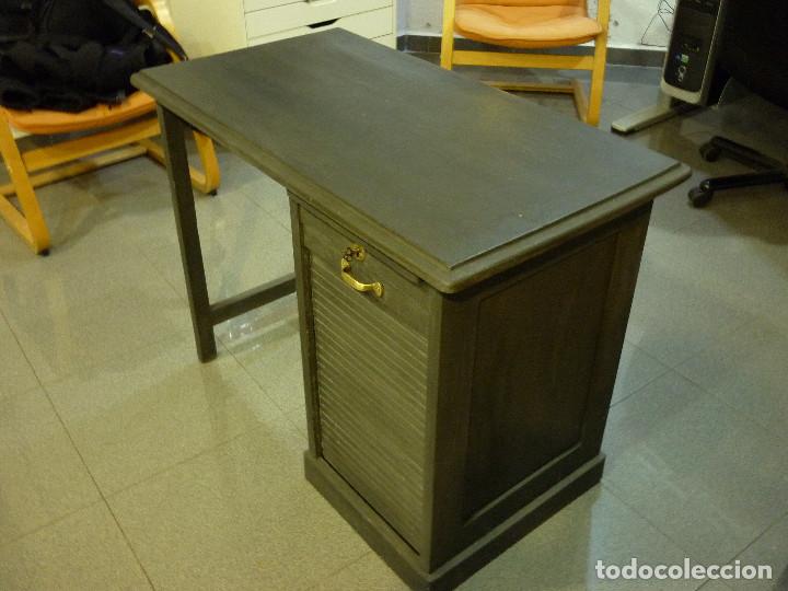 Antig&uuml;edades: ANTIGUO ESCRITORIO RESTAURADO - Foto 2