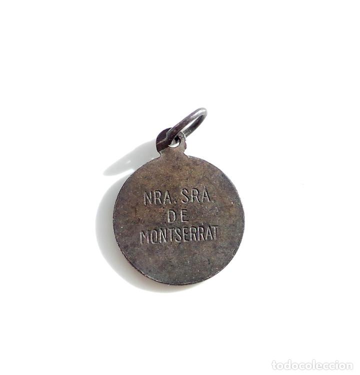 Antig&uuml;edades: MEDALLA DE PLATA VIRGEN DE MONSERRAT - Foto 2