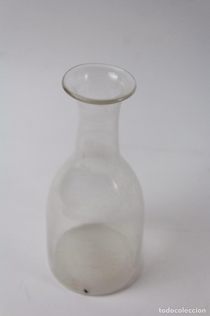 Antig&uuml;edades: BOTELLA DE CRISTAL SOPLADO, FINALES S.XIX. - Foto 2