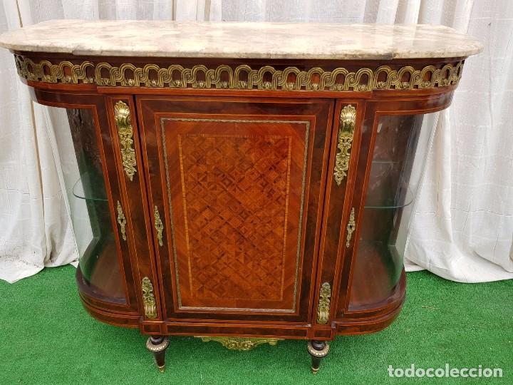 Antig&uuml;edades: COM&Oacute;DA ESTILO FRANCES - Foto 1