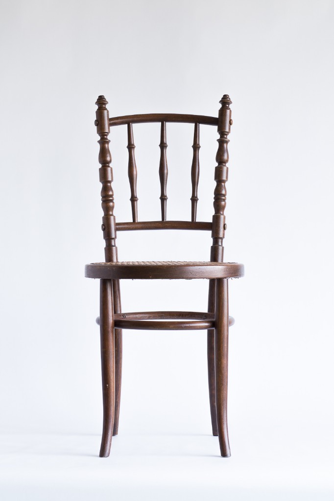 Antig&uuml;edades: 2 SILLAS ASIENTO DE REJILLA - Foto 2