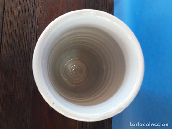 Antig&uuml;edades: Albarelo con tapadera - Foto 3